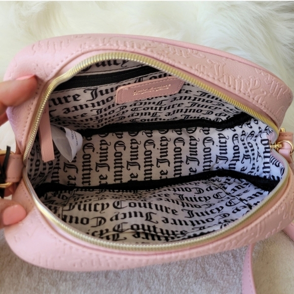 🔹️JUICY COUTURE🔹️ best seller camera pink Diamond CROSSBODY ✨️💕 - Picture 3 of 3